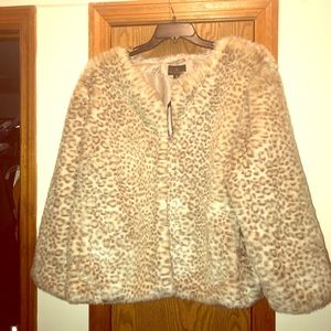 NWT ✨Women's✨Leopard 🐆 Faux Fur Jacket